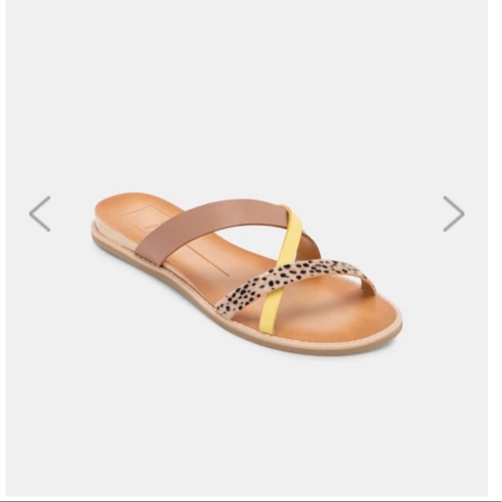 New Dolce Vita Sandals 7.5 NWT still in bo…